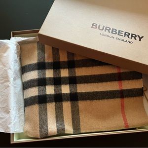 Burberry of London Cashmere Classic Plaid Scarf